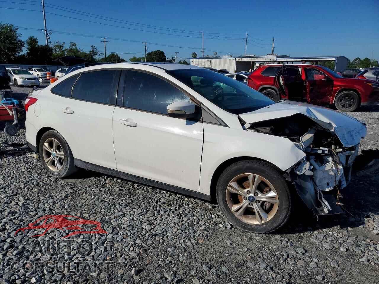 FORD FOCUS 2013 - 1FADP3F24DL271872