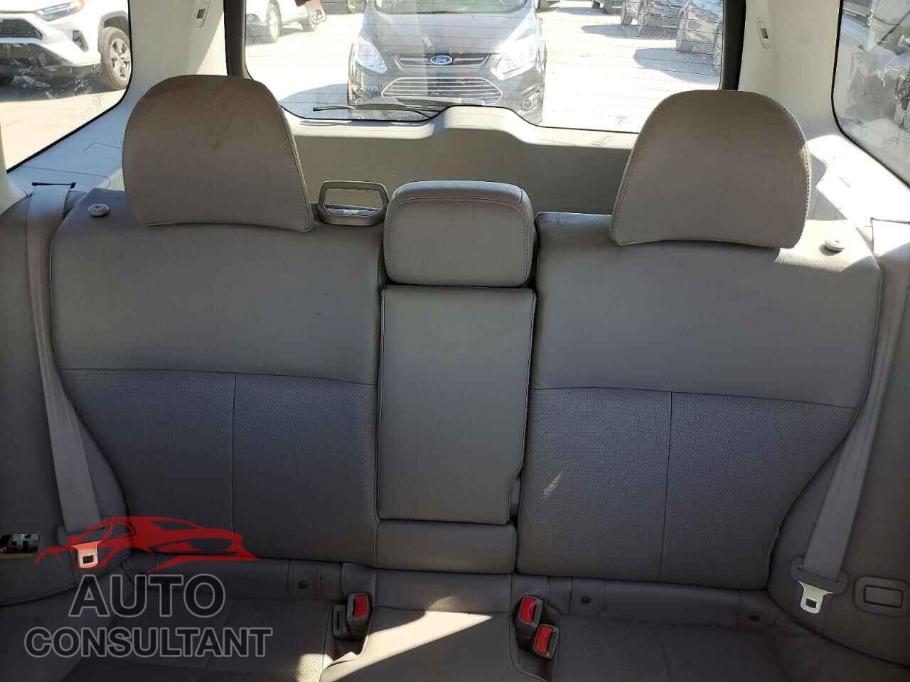 SUBARU FORESTER 2011 - JF2SHAEC3BH720859