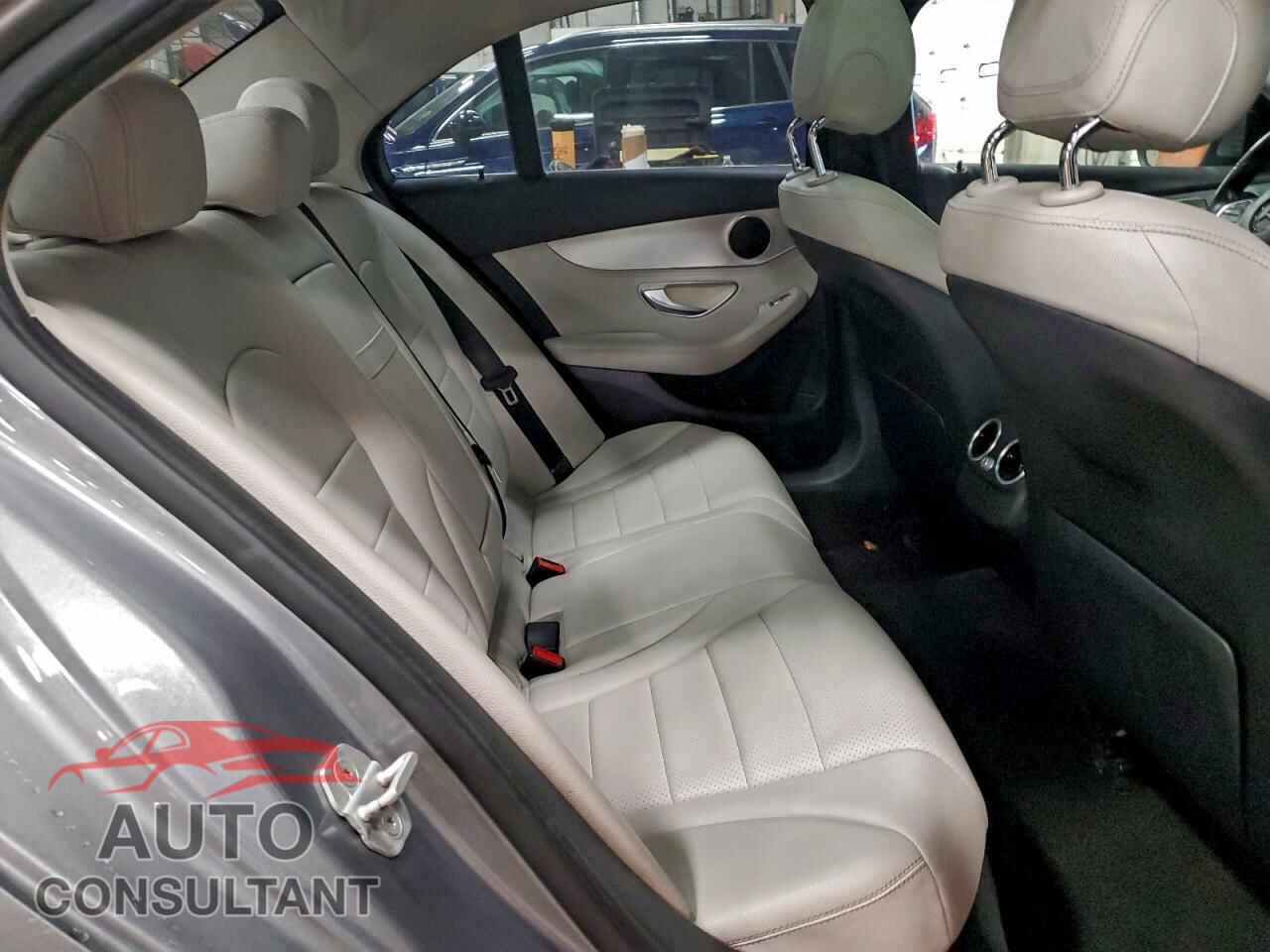 MERCEDES-BENZ C-CLASS 2015 - 55SWF4KB6FU083618