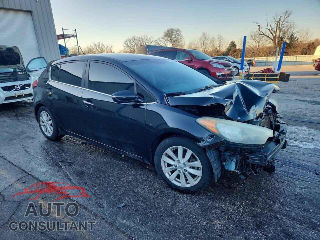 KIA FORTE 2015 - KNAFX5A85F5364723