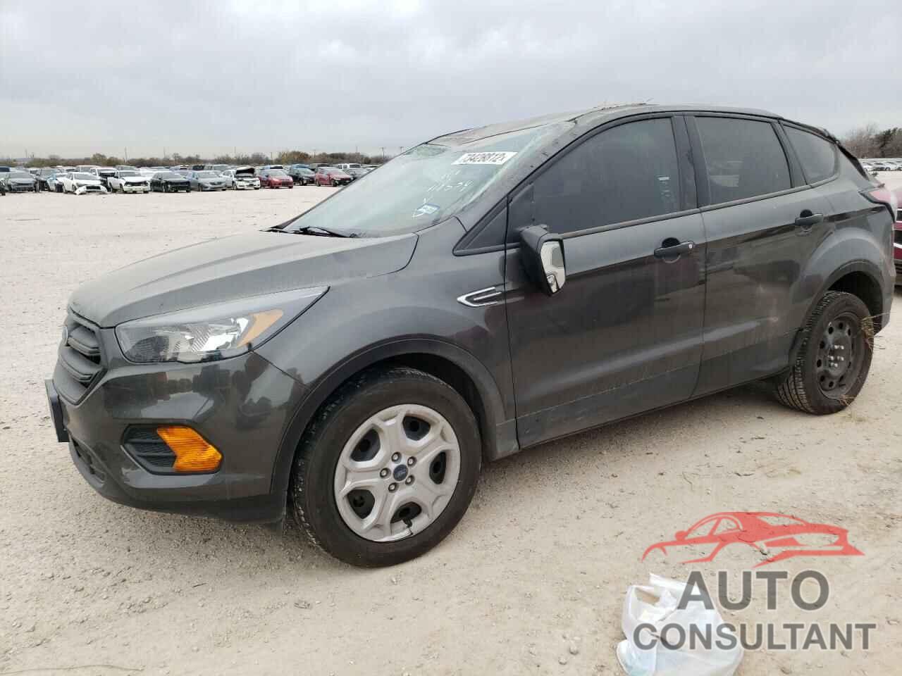 FORD ESCAPE 2018 - 1FMCU0F73JUA97089