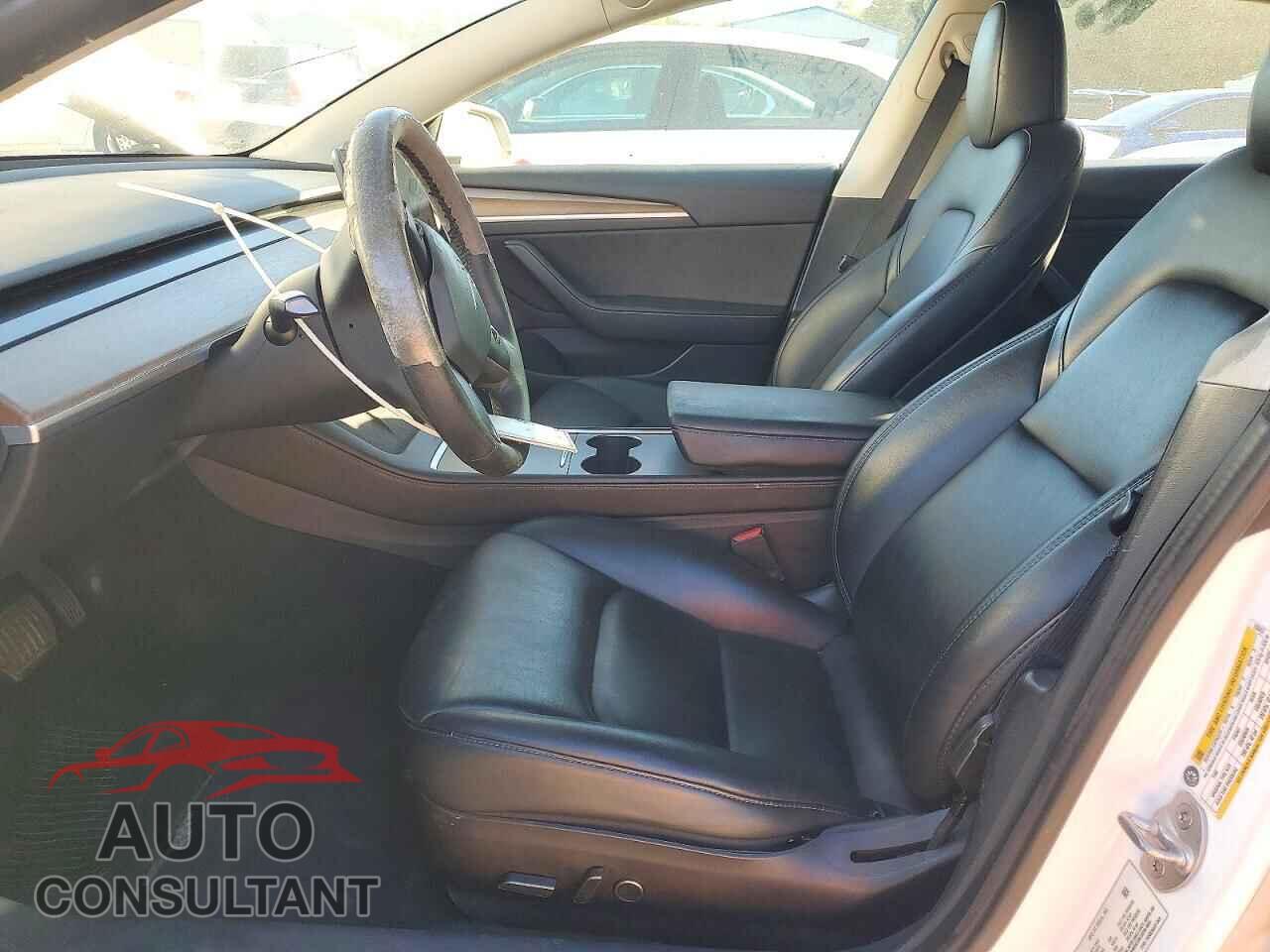 TESLA MODEL 3 2022 - 5YJ3E1EAXNF286857