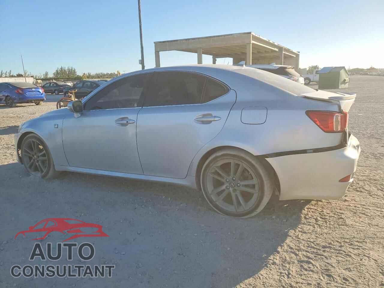 LEXUS IS 2011 - JTHBF5C20B5149918
