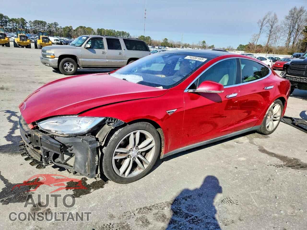 TESLA MODEL S 2015 - 5YJSA1S27FF093183