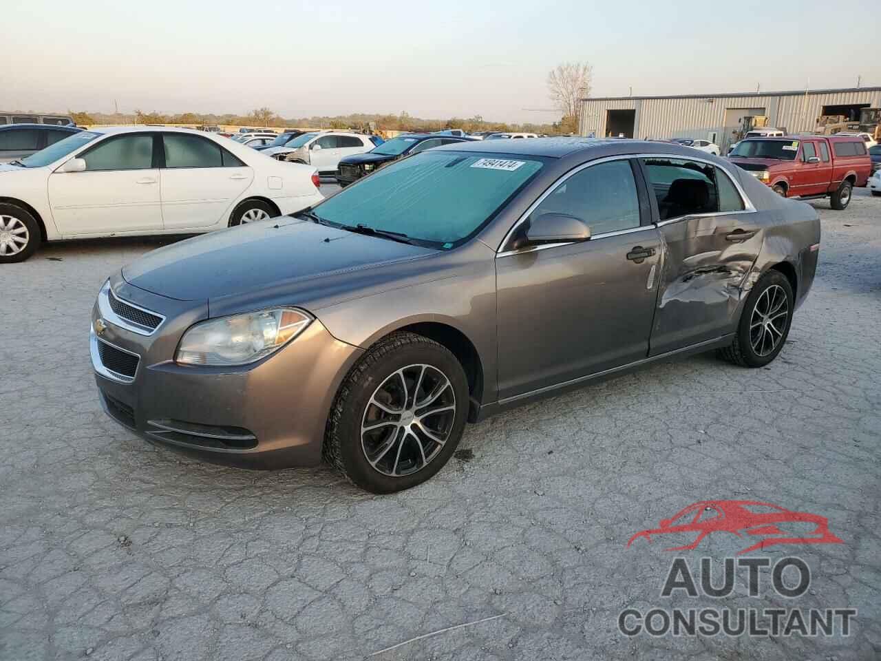 CHEVROLET MALIBU 2010 - 1G1ZC5E06AF273357