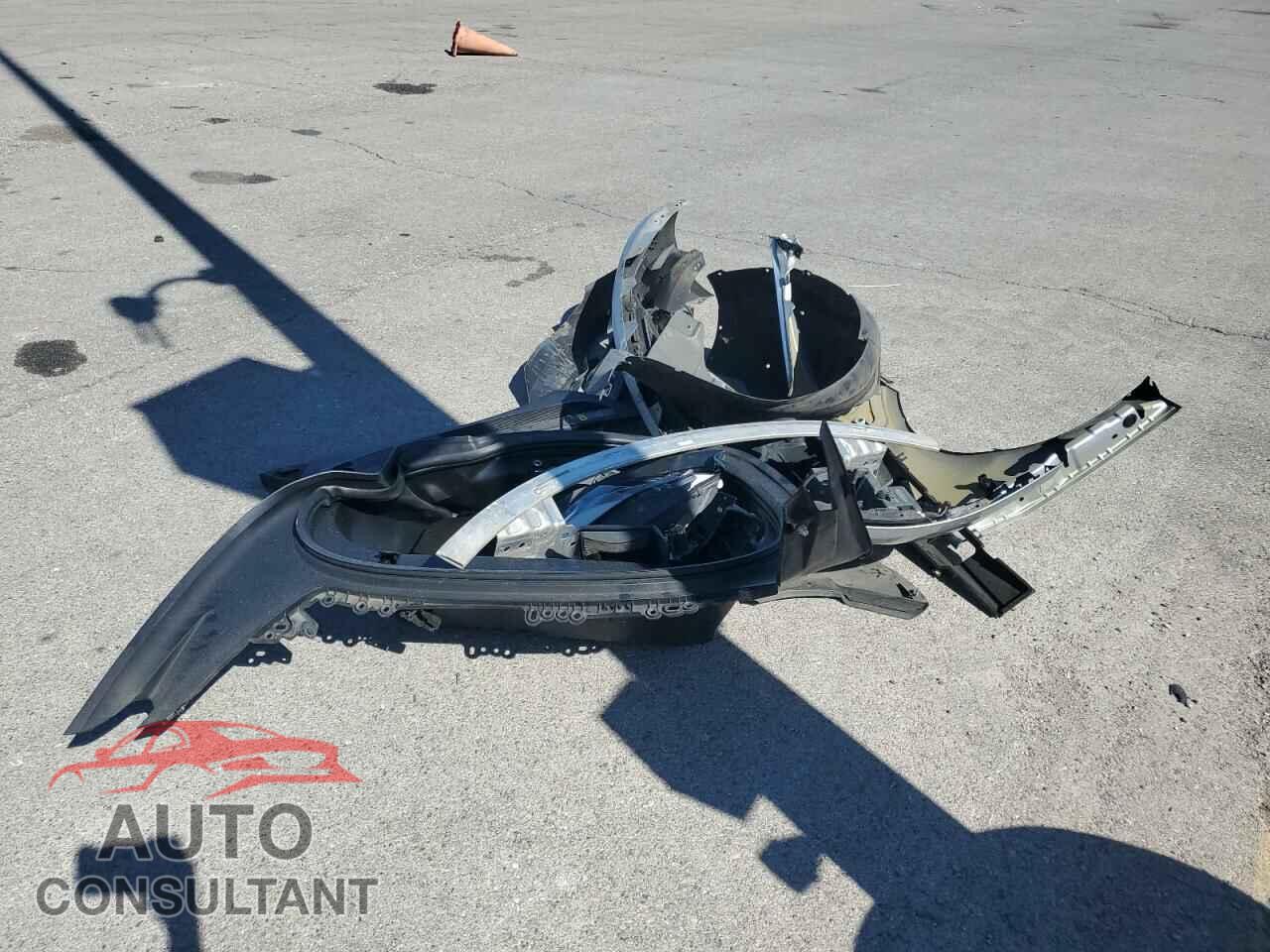 TESLA MODEL 3 2018 - 5YJ3E1EA2JF078532