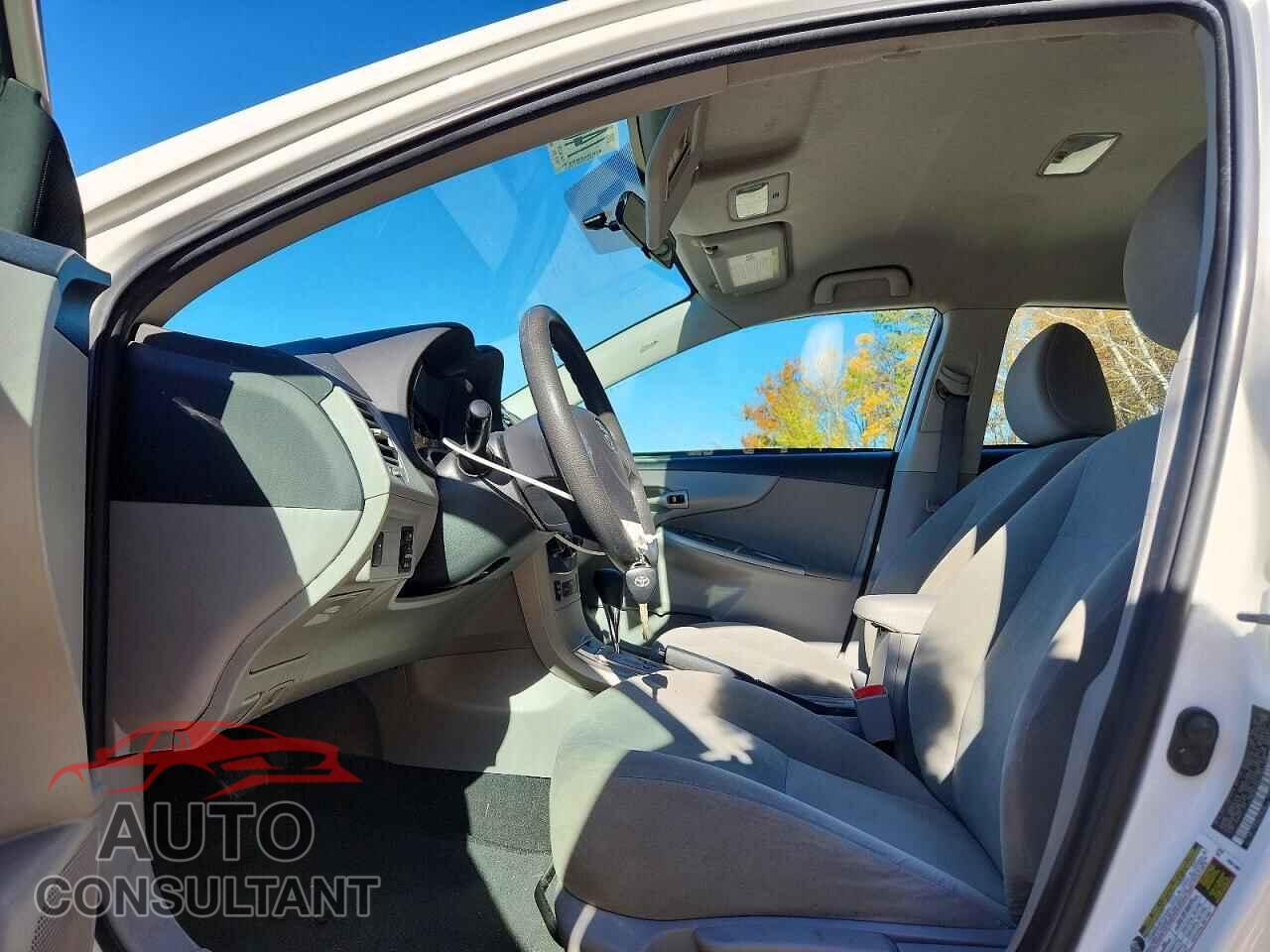 TOYOTA COROLLA 2012 - 2T1BU4EE4CC846196