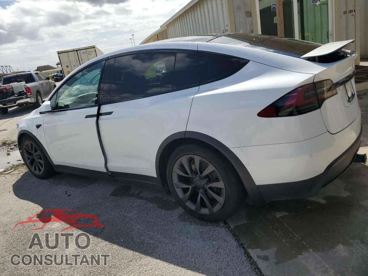 TESLA MODEL X 2022 - 7SAXCBE50NF326981