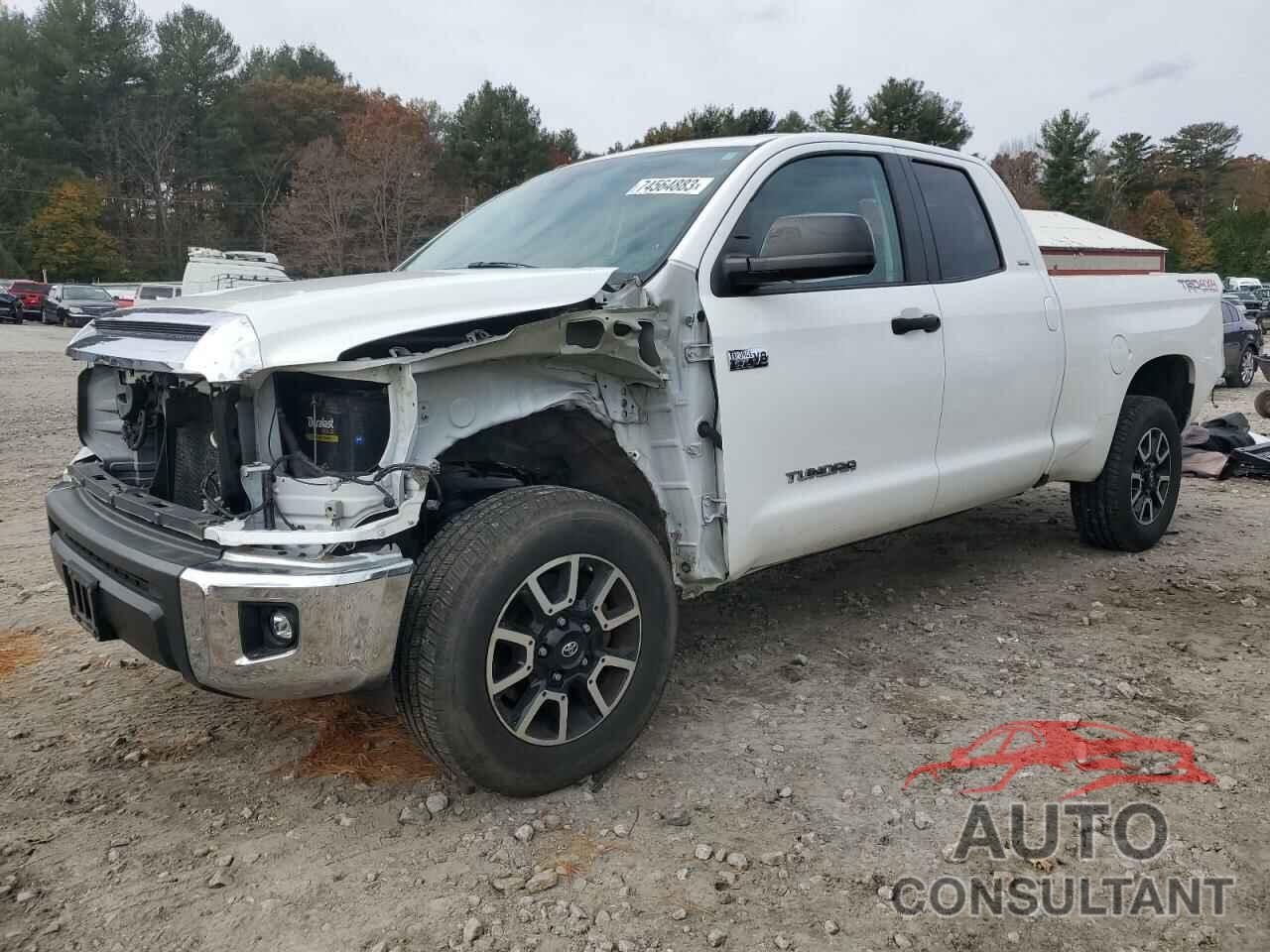 TOYOTA TUNDRA 2018 - 5TFUY5F10JX693510