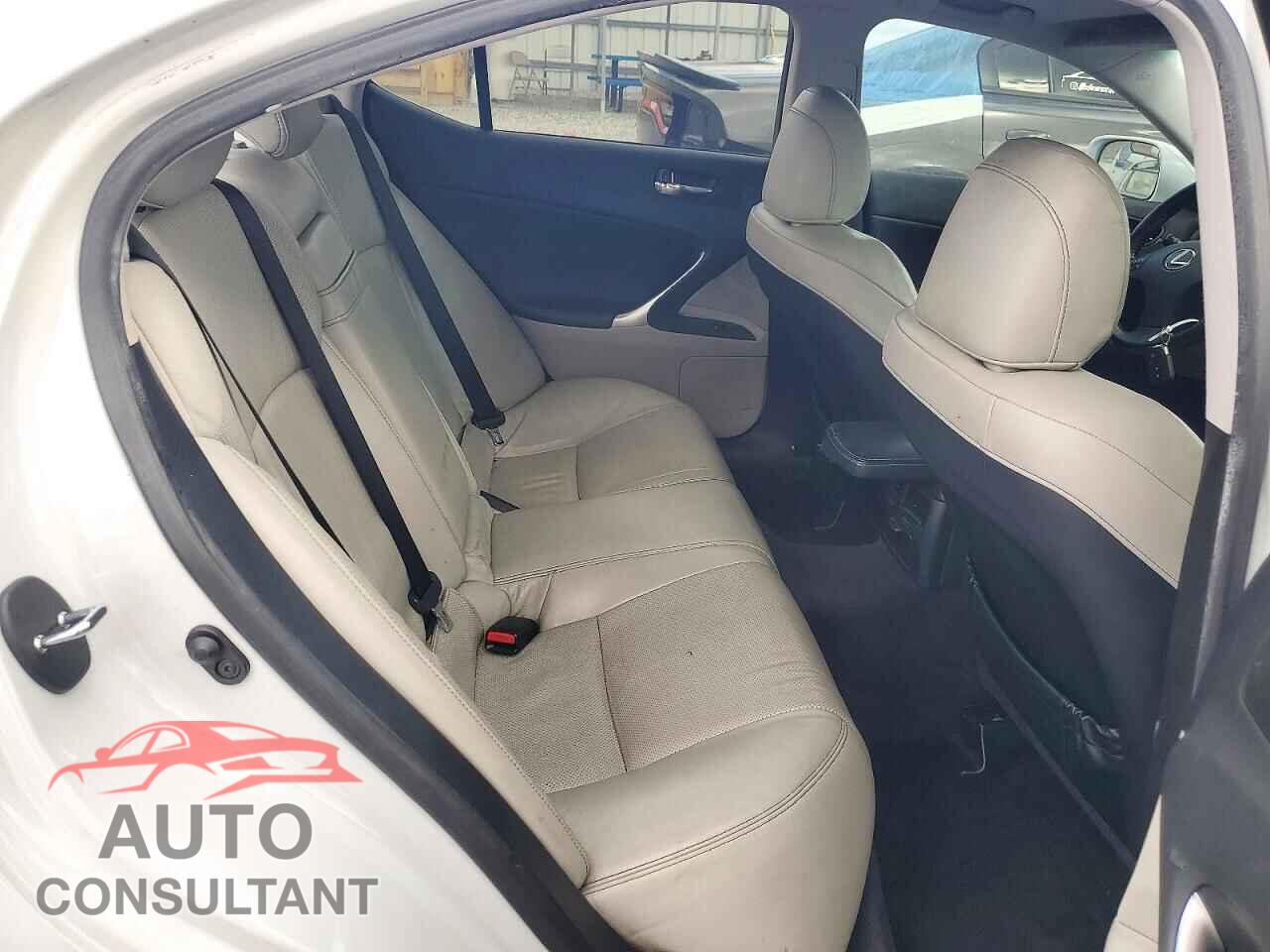 LEXUS IS 2010 - JTHBF5C21A5124119