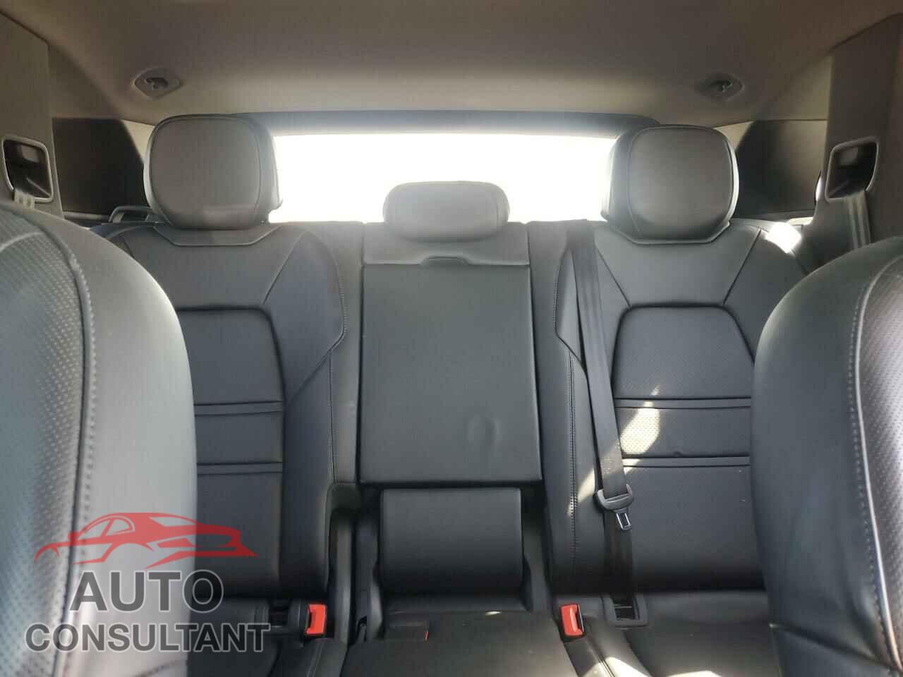 PORSCHE CAYENNE 2021 - WP1AA2AY5MDA02597