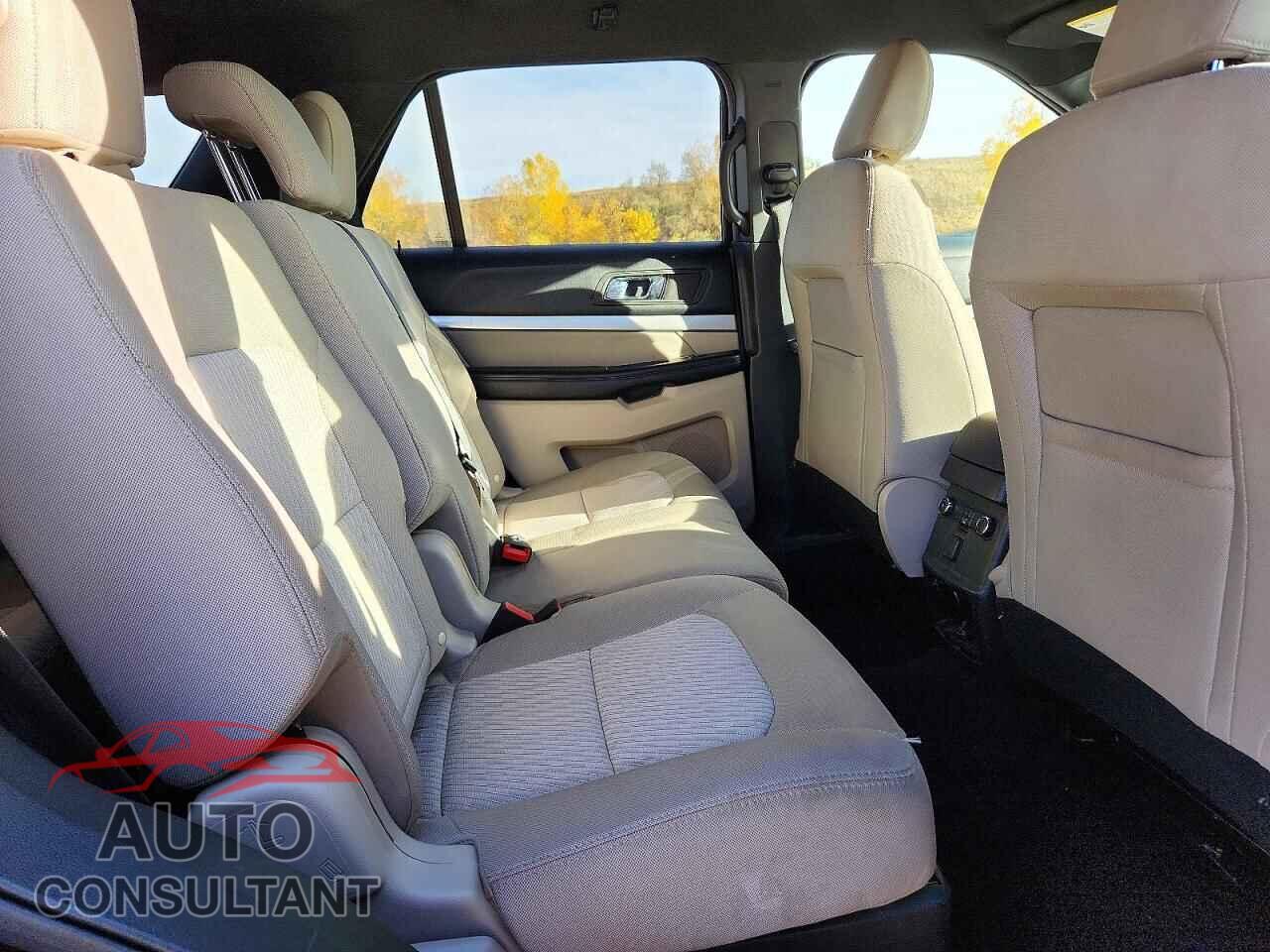 FORD EXPLORER 2018 - 1FM5K8B88JGB89292