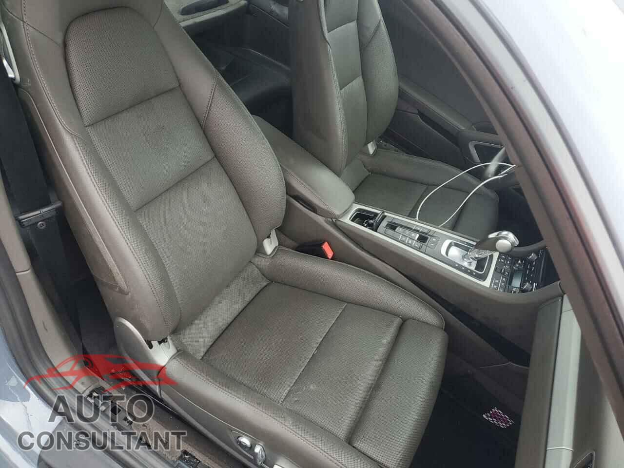 PORSCHE 911 2017 - WP0AA2A96HS107225