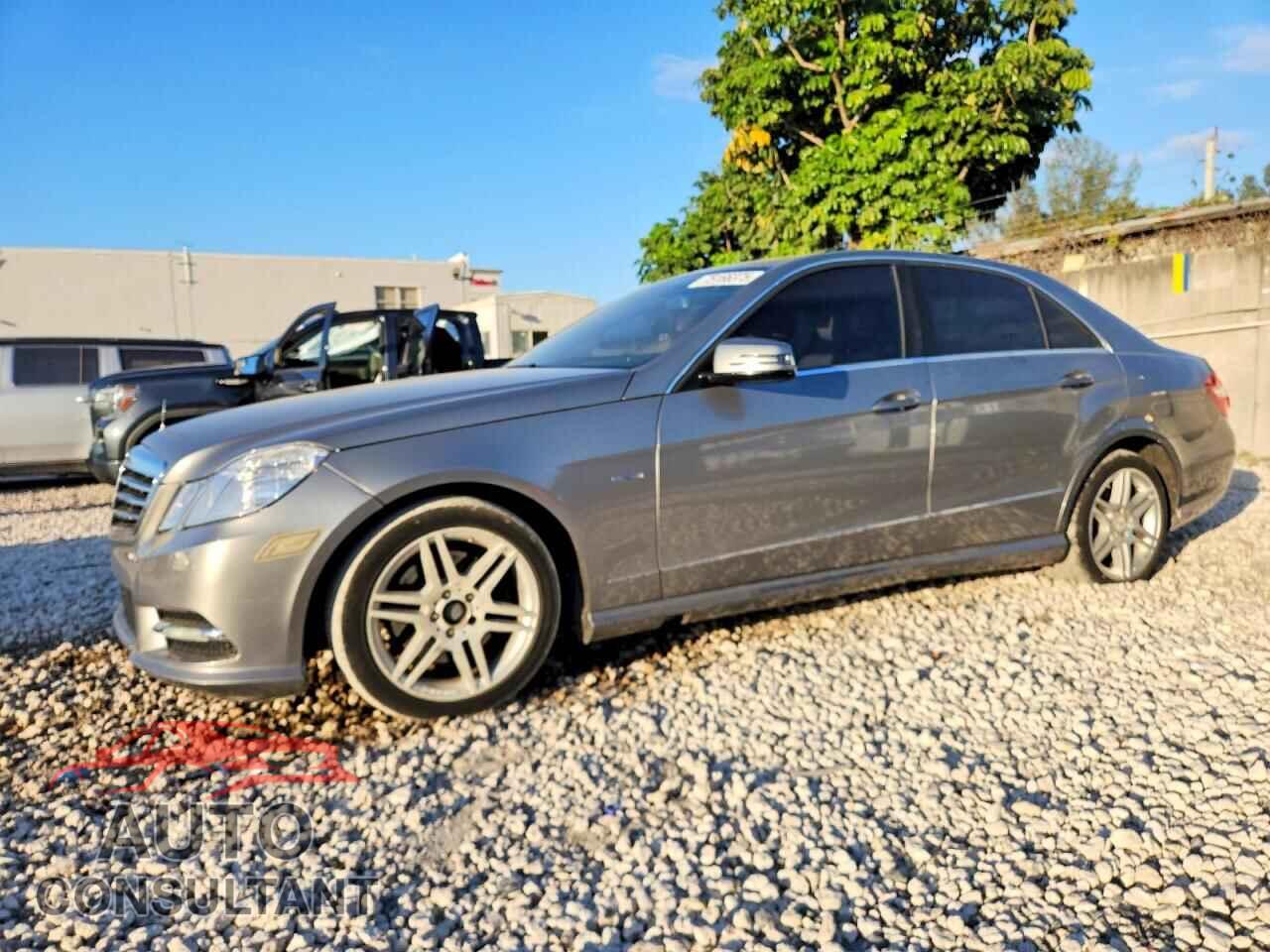 MERCEDES-BENZ E-CLASS 2012 - WDDHF5KB3CA643380