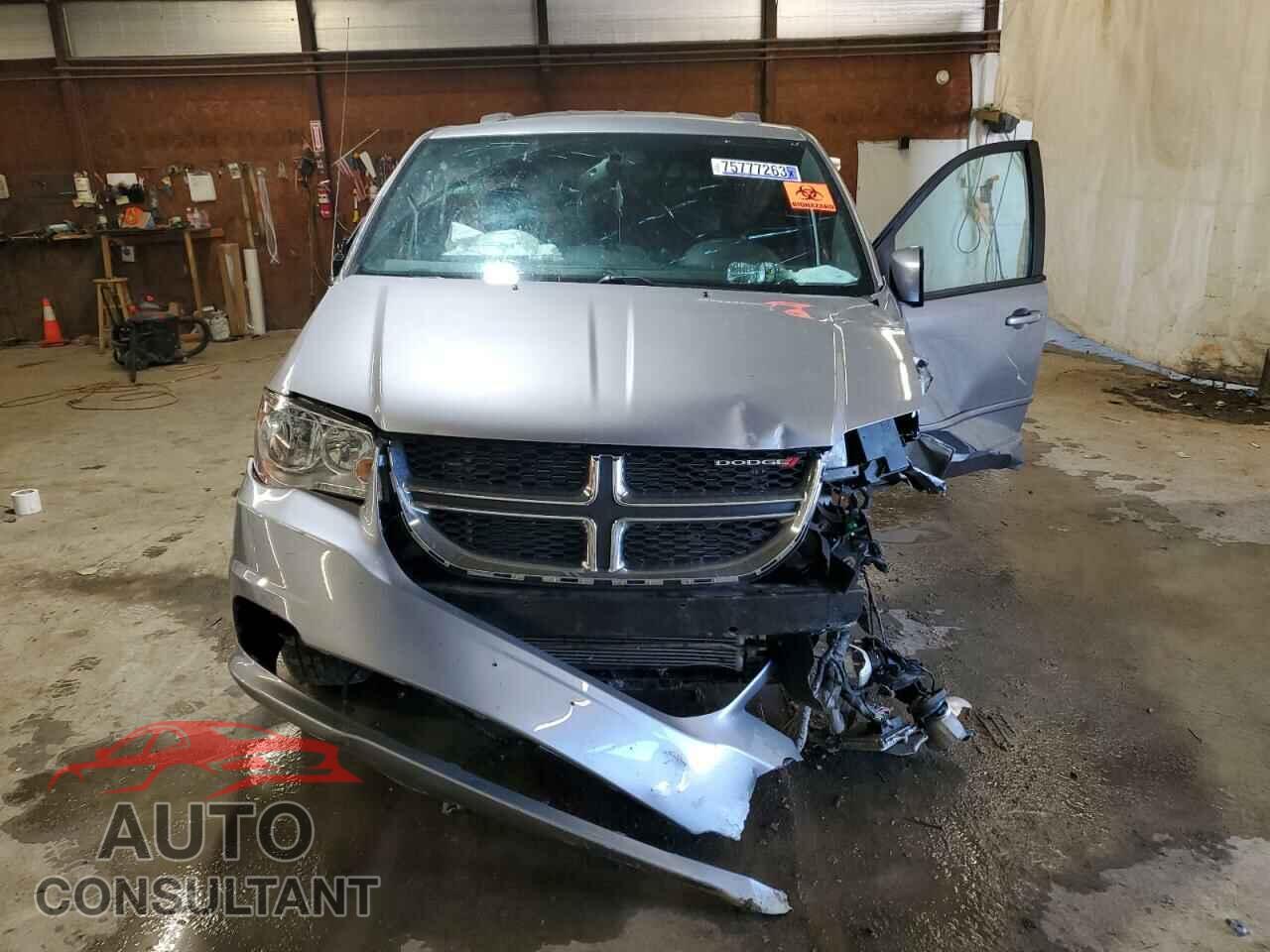 DODGE CARAVAN 2017 - 2C4RDGEG7HR857542