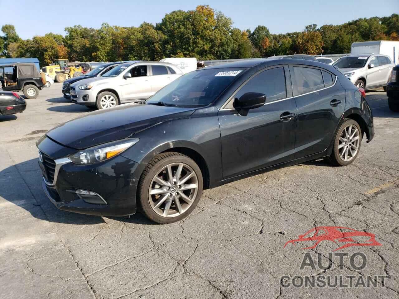 MAZDA 3 2018 - 3MZBN1L38JM200898