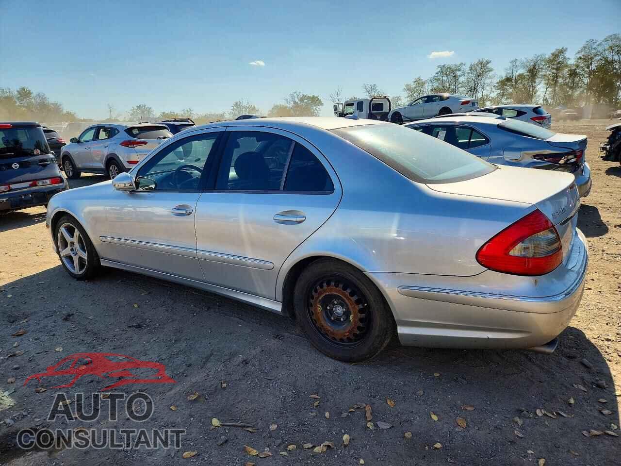 MERCEDES-BENZ E-CLASS 2009 - WDBUF87X09B384248