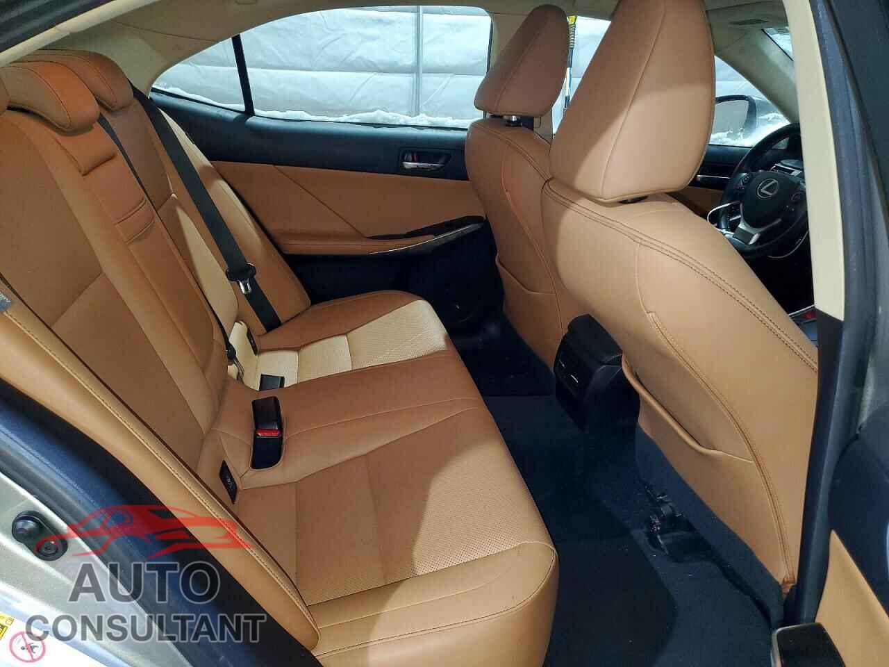 LEXUS IS 2014 - JTHCF1D29E5015277