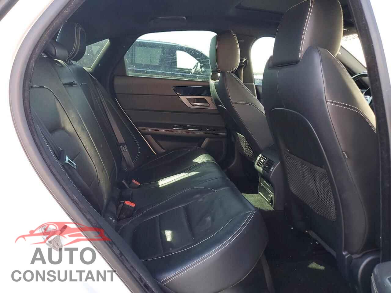 JAGUAR XF 2016 - SAJBF4BV5GCY13402