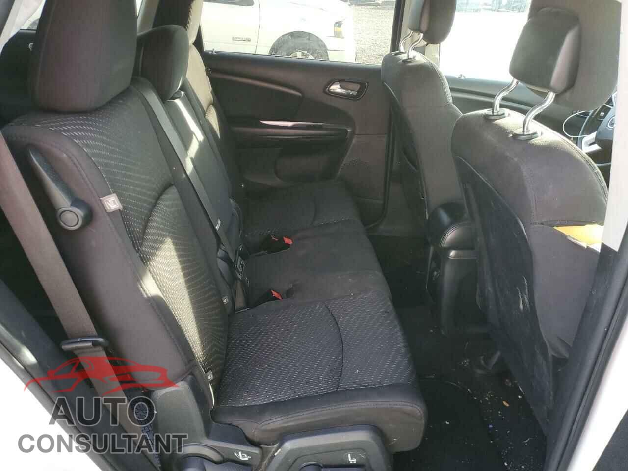 DODGE JOURNEY 2015 - 3C4PDCAB3FT577797