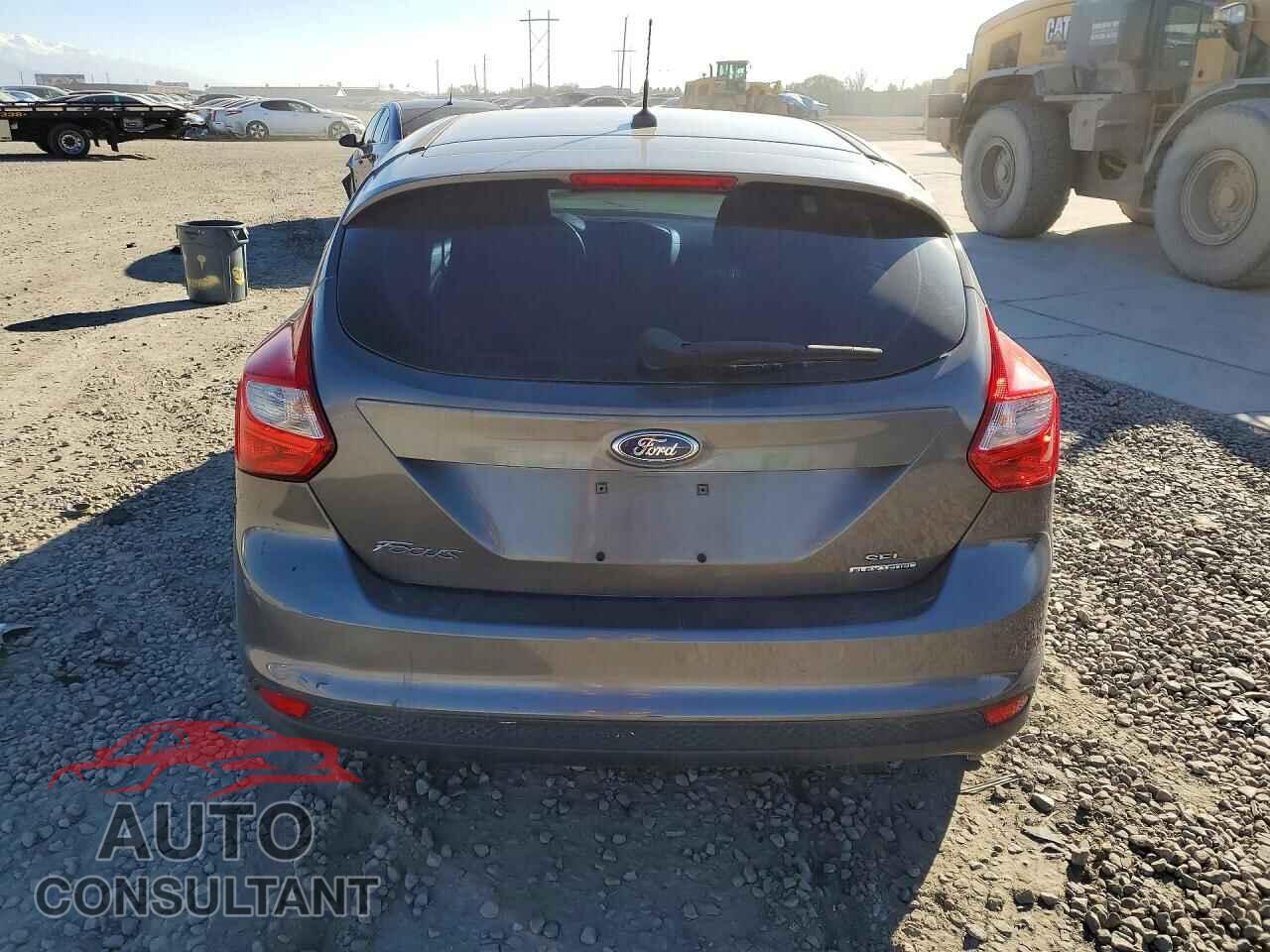 FORD FOCUS 2012 - 1FAHP3M20CL435556