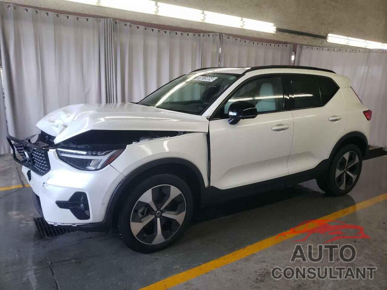 VOLVO XC40 ULTIM 2023 - YV4K92HM3P2039808