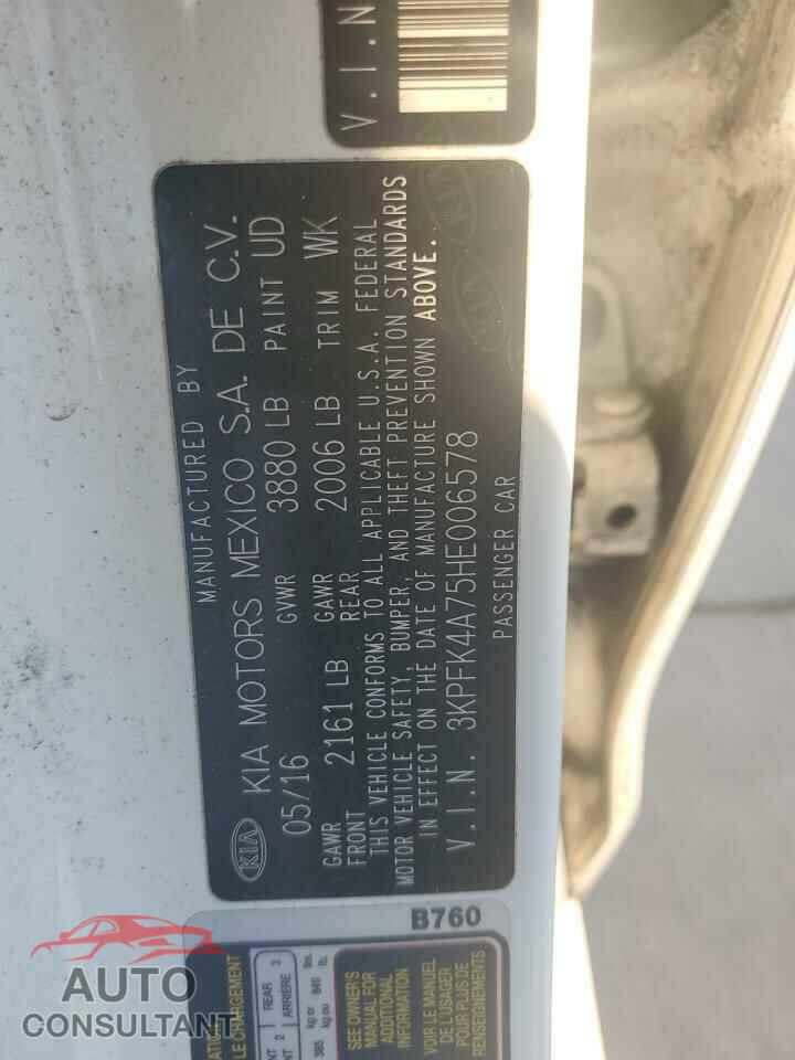 KIA FORTE 2017 - 3KPFK4A75HE006578