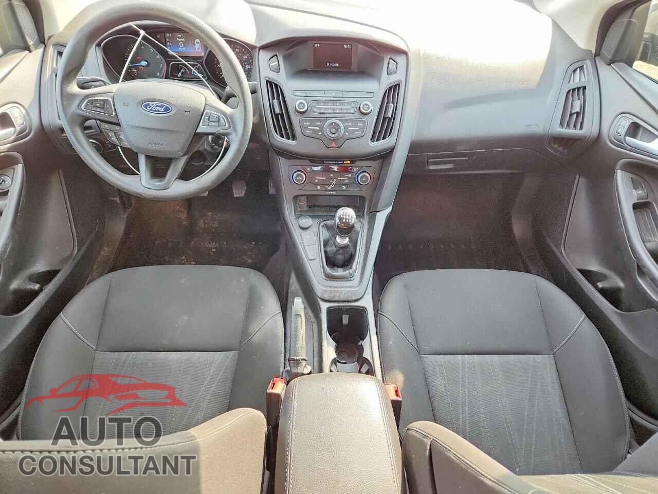 FORD FOCUS 2018 - 1FADP3FE6JL215034