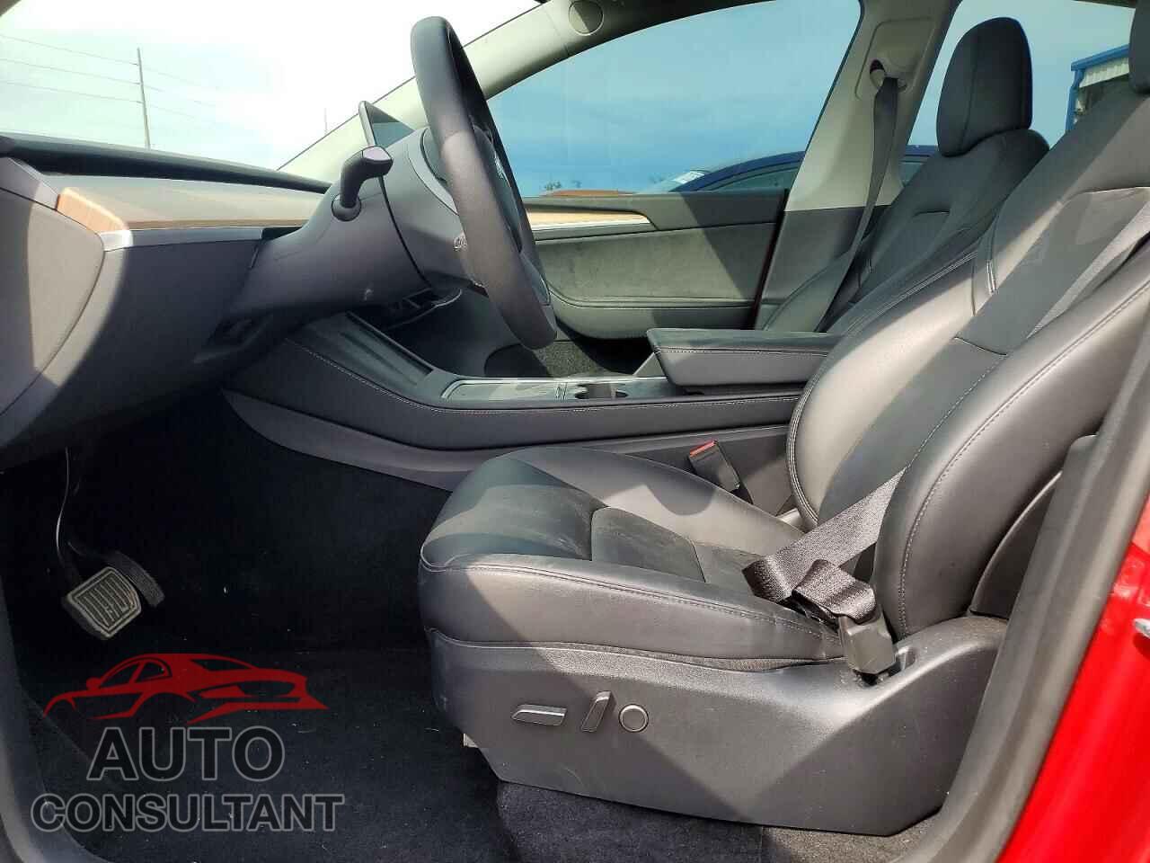 TESLA MODEL Y 2023 - 7SAYGDEE3PA207357