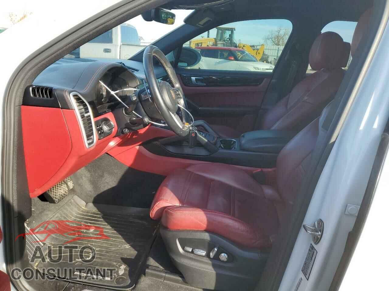 PORSCHE CAYENNE 2019 - WP1AA2AY1KDA03677