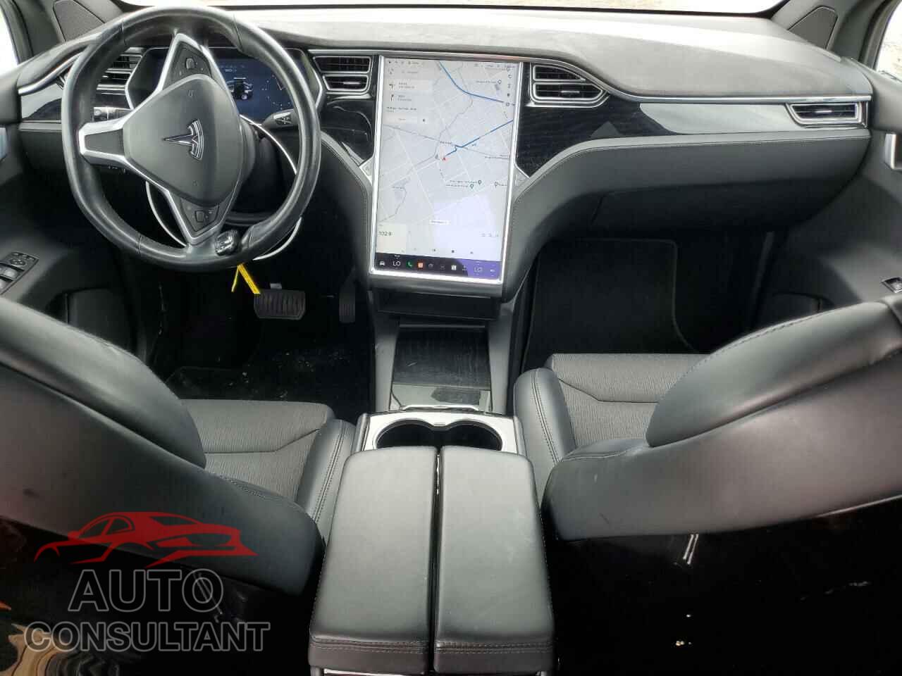 TESLA MODEL X 2017 - 5YJXCDE23HF037919
