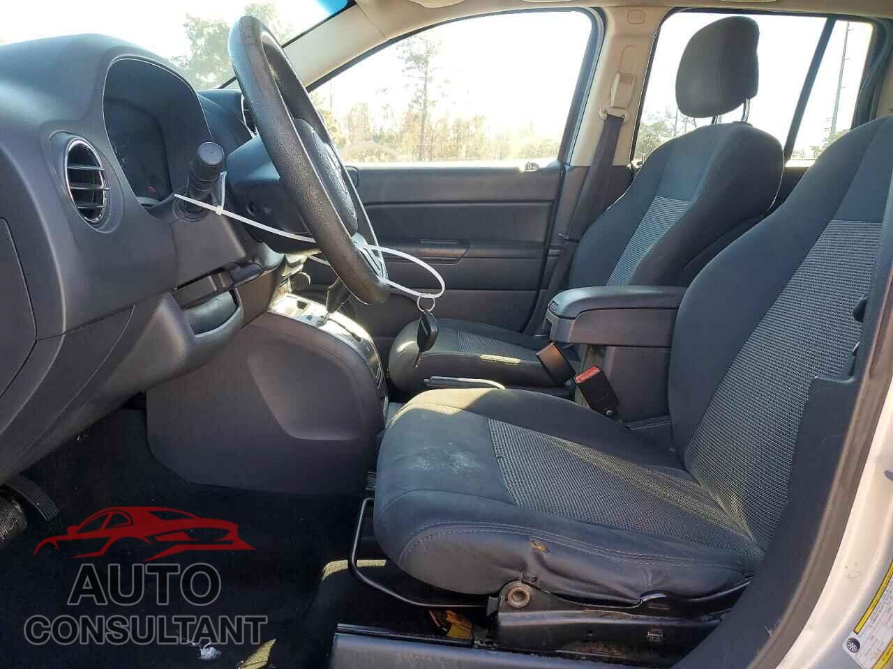 JEEP COMPASS 2011 - 1J4NT1FA3BD169101