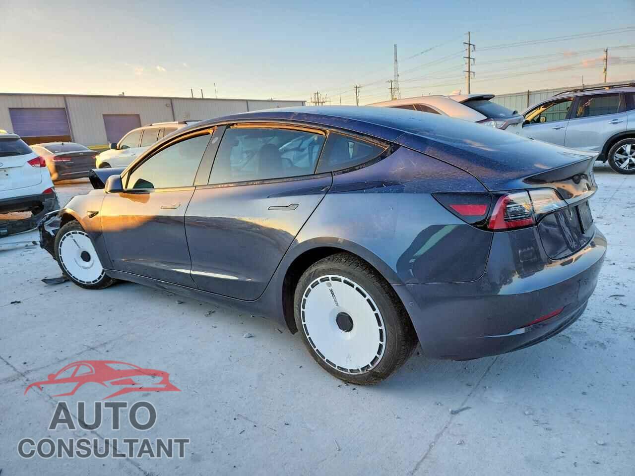 TESLA MODEL 3 2022 - 5YJ3E1EB9NF175225