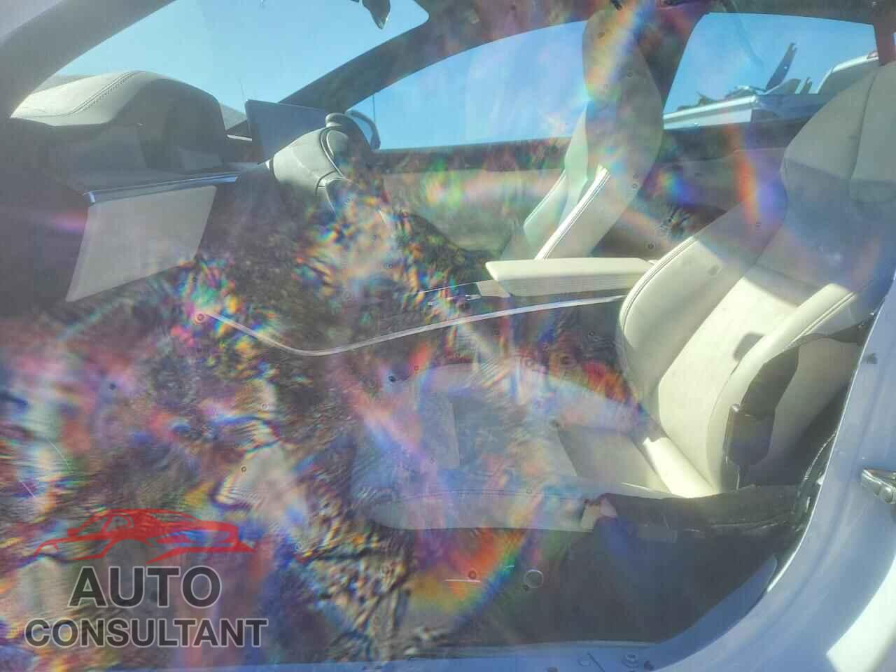 TESLA MODEL S 2024 - 5YJSA1E53RF545379