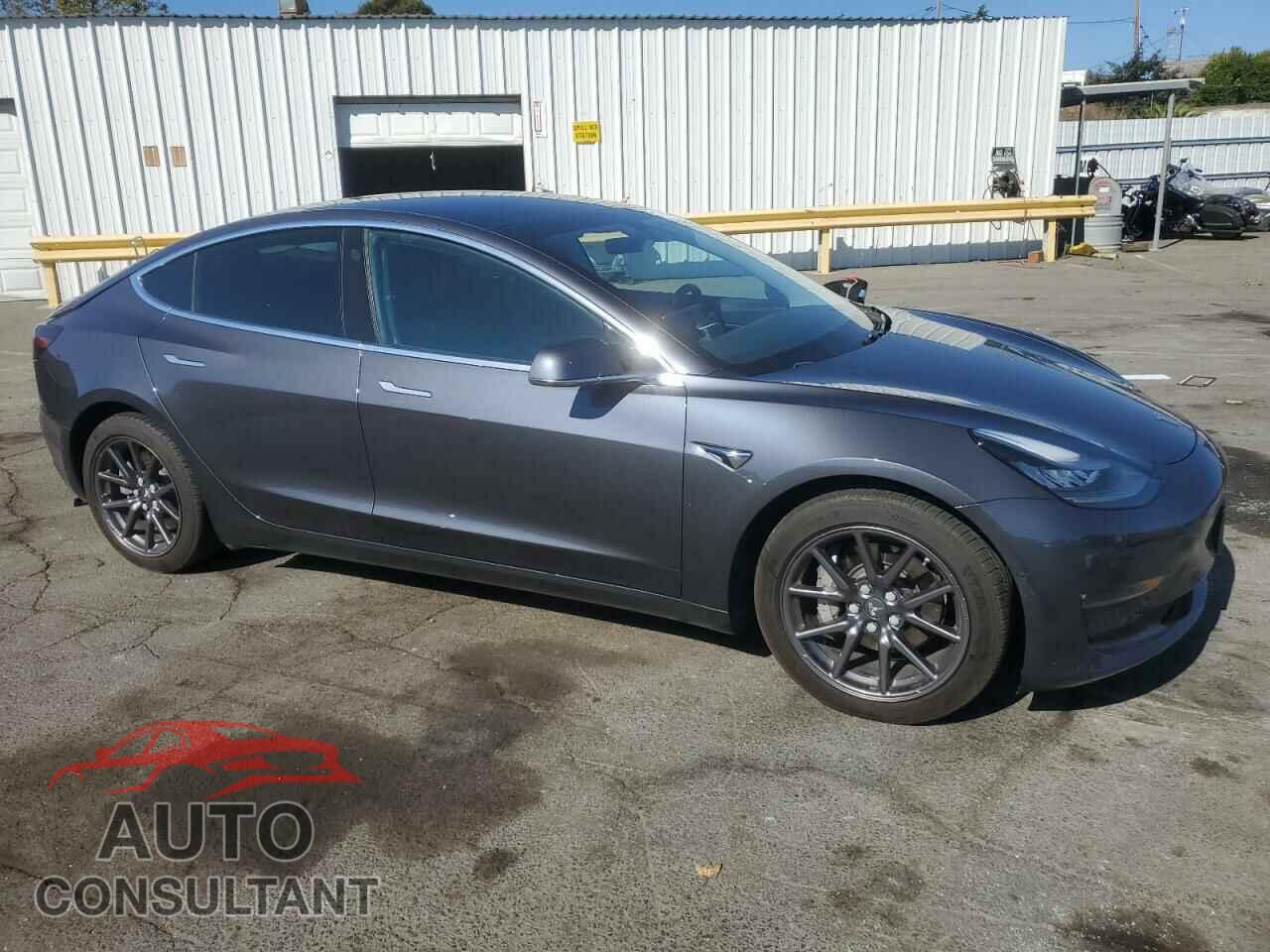 TESLA MODEL 3 2019 - 5YJ3E1EB9KF432492