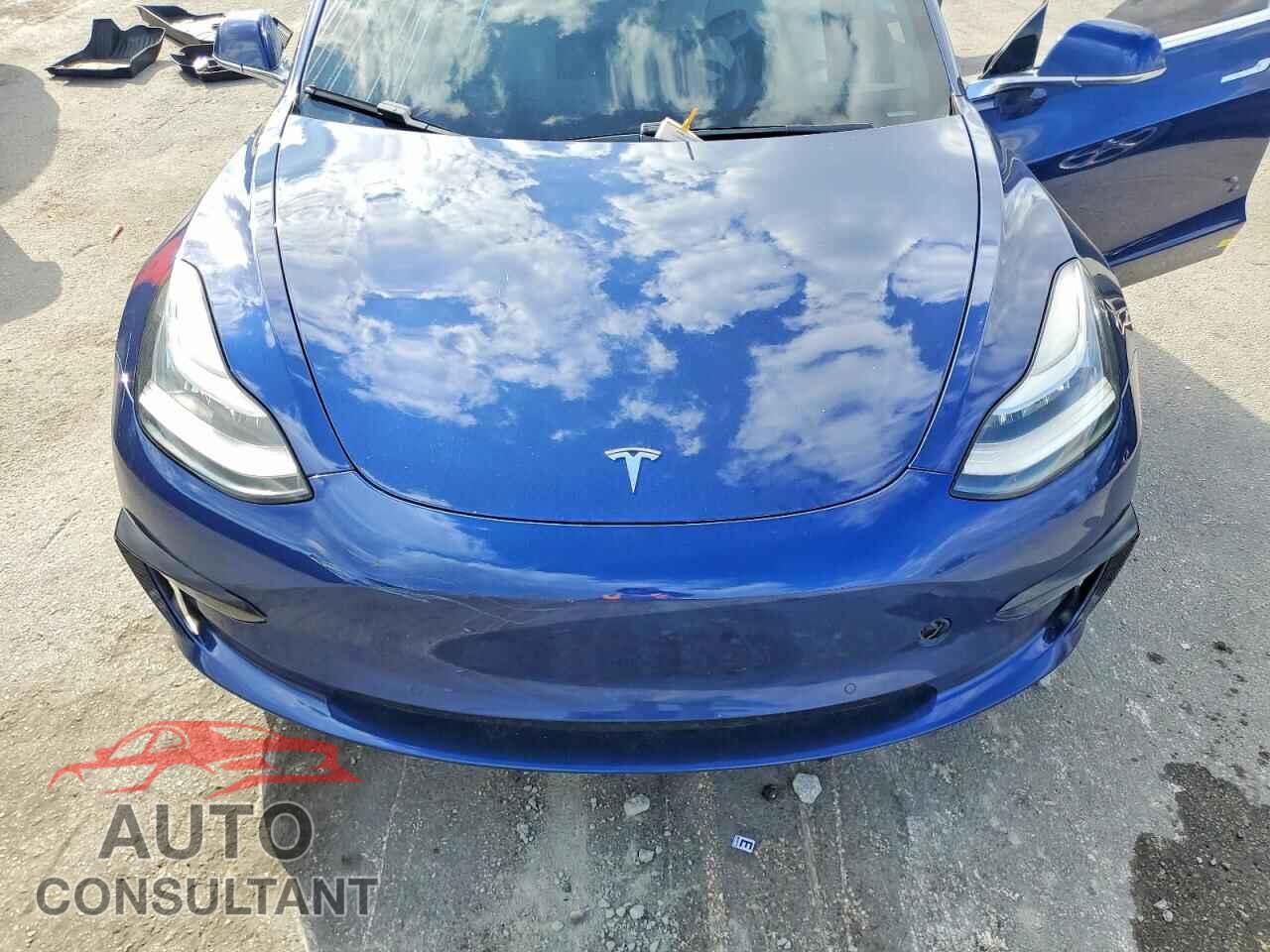TESLA MODEL 3 2020 - 5YJ3E1EC3LF796482