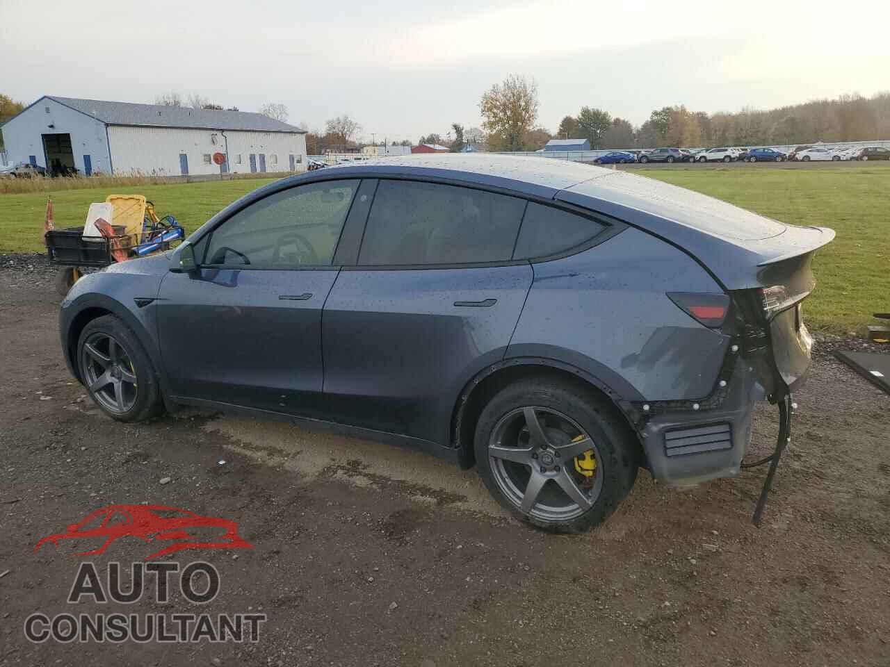 TESLA MODEL Y 2023 - 7SAYGDEEXPA053777