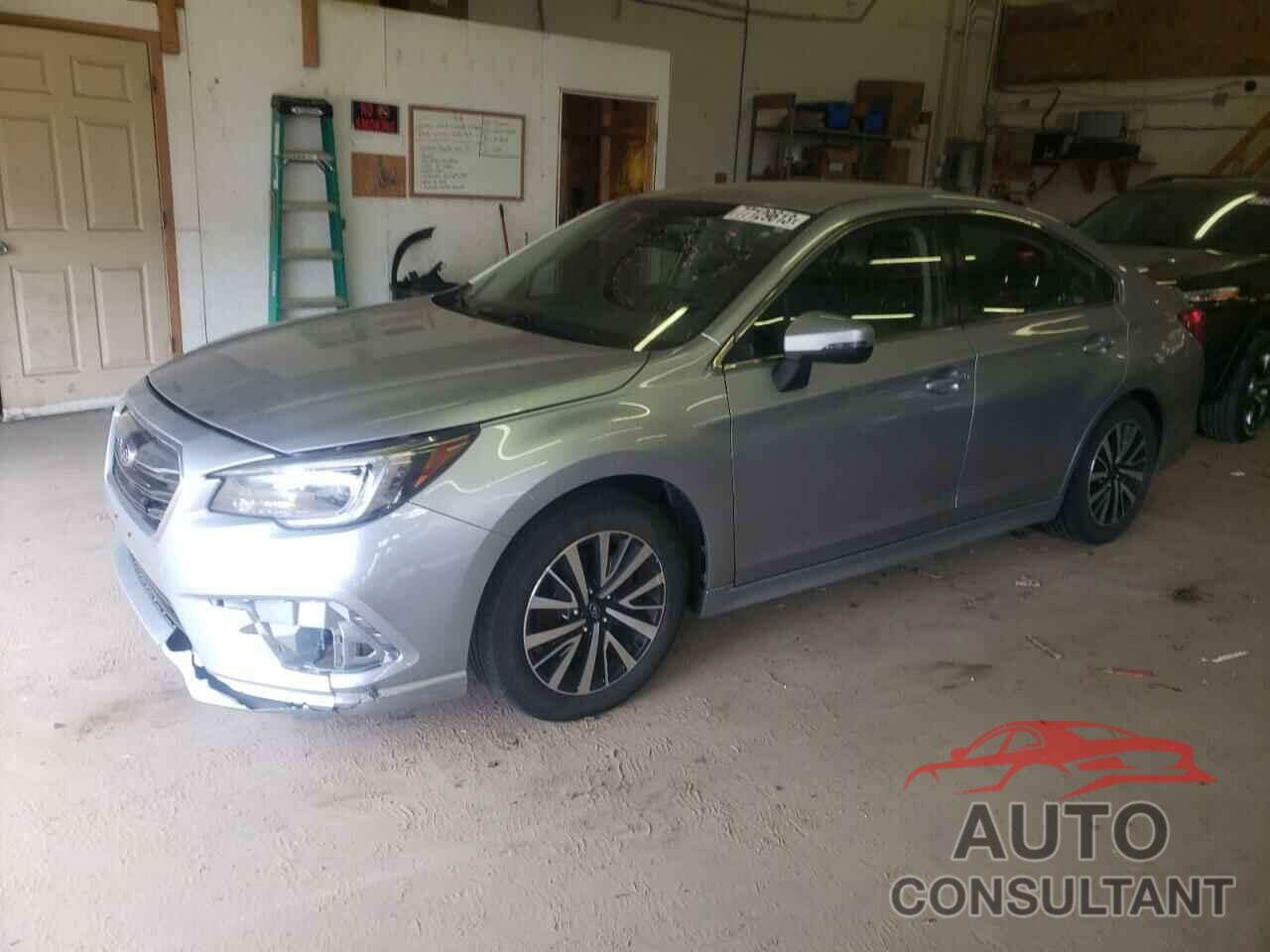 SUBARU LEGACY 2018 - 4S3BNAF69J3042923