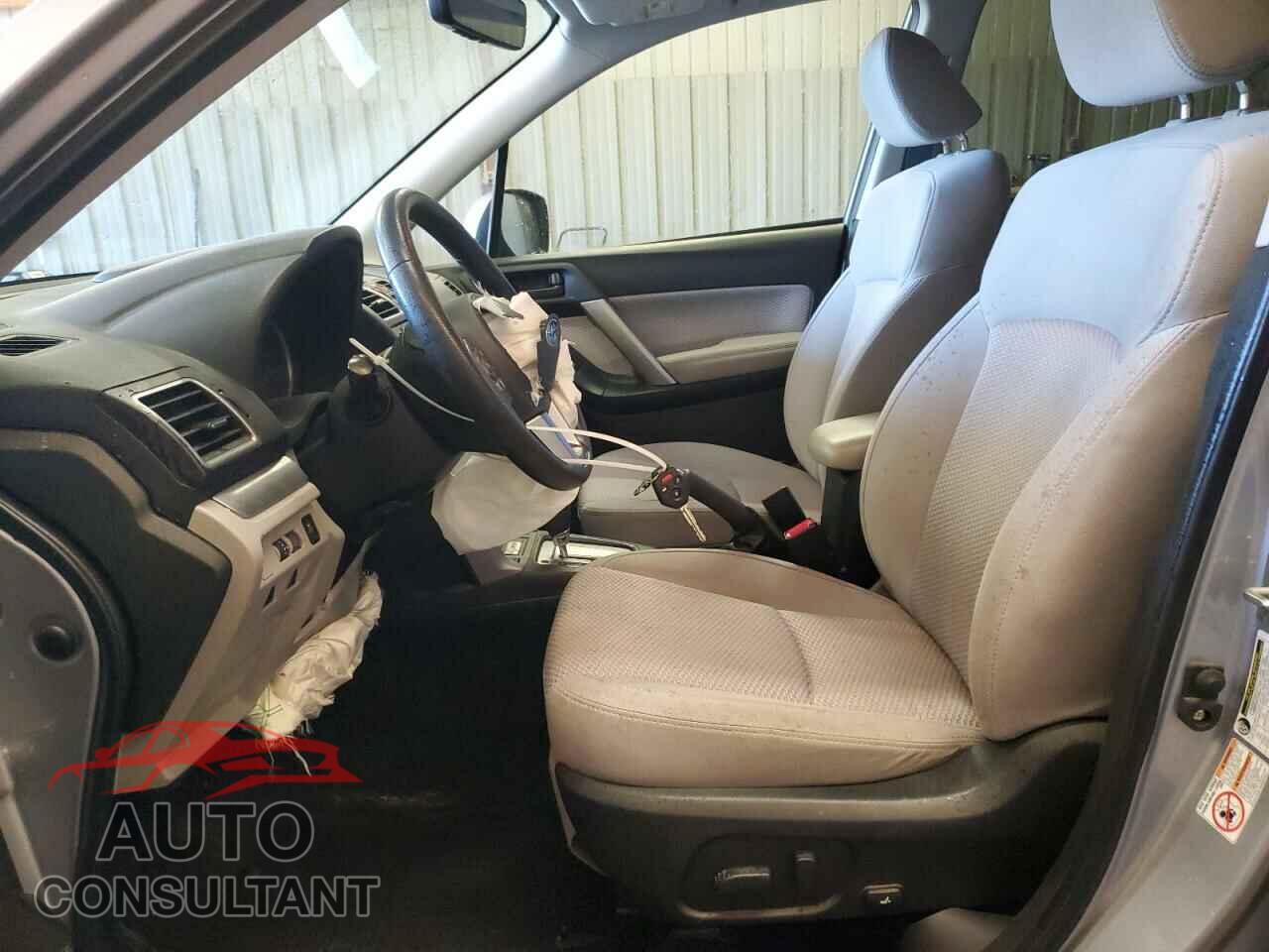 SUBARU FORESTER 2017 - JF2SJAEC0HH519319