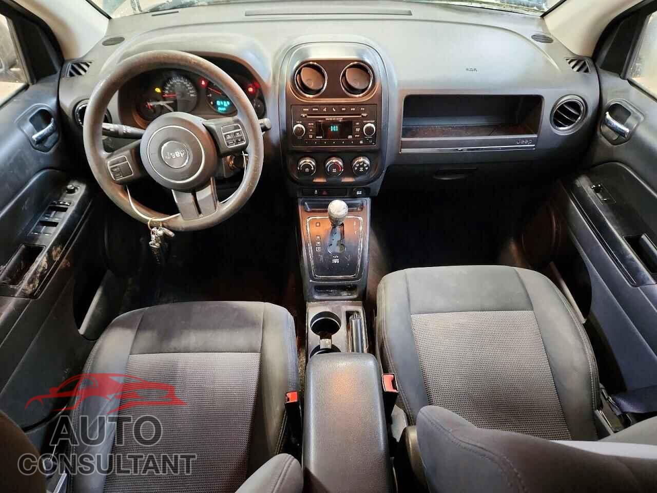 JEEP COMPASS 2013 - 1C4NJDAB0DD240755