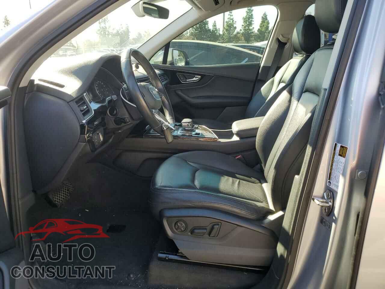 AUDI Q7 2017 - WA1AAAF76HD004063