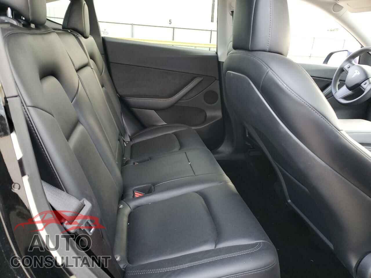 TESLA MODEL Y 2022 - 7SAYGDEEXNF330010