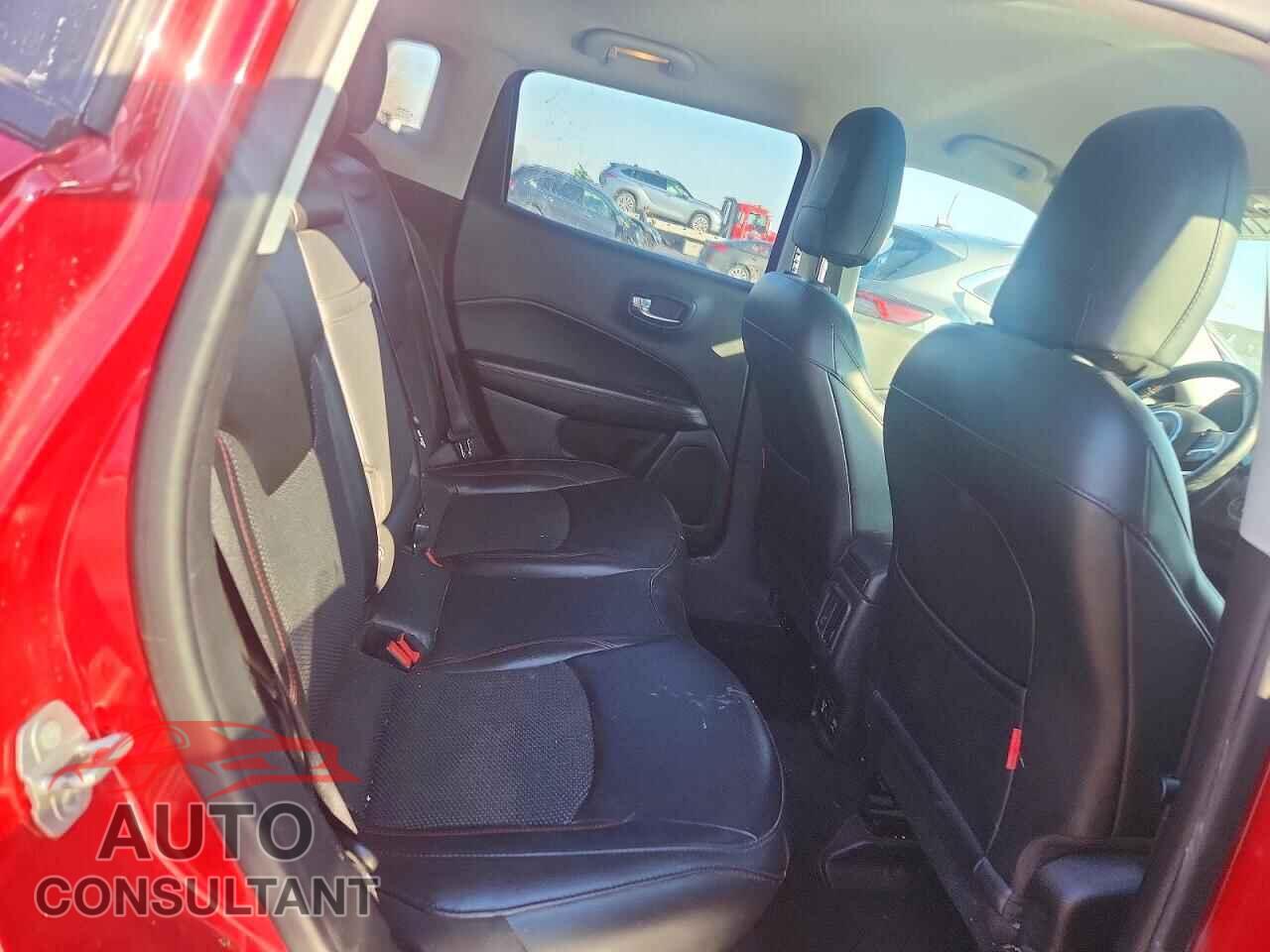 JEEP COMPASS 2019 - 3C4NJDDB3KT825543