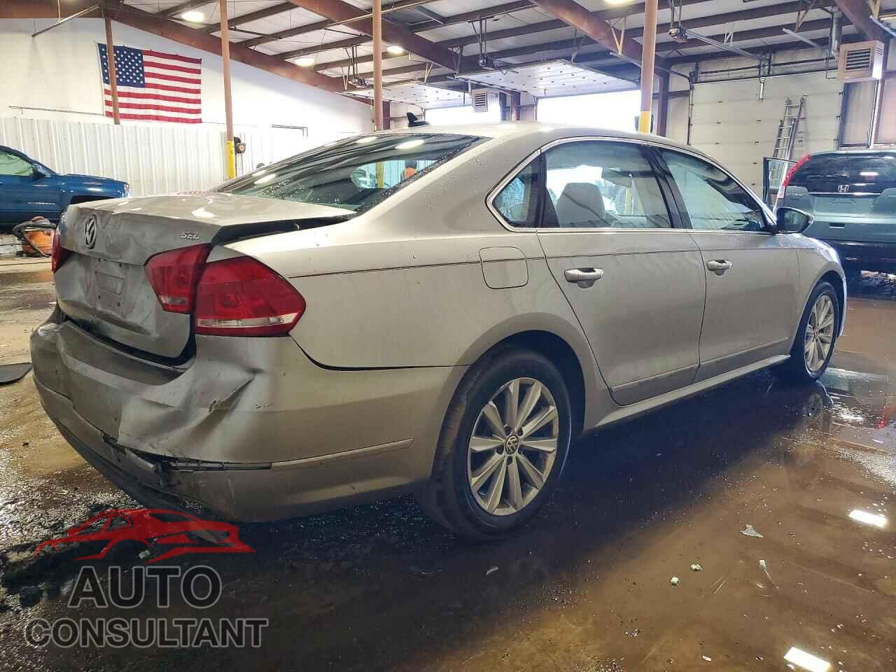 VOLKSWAGEN PASSAT 2012 - 1VWCP7A36CC093861