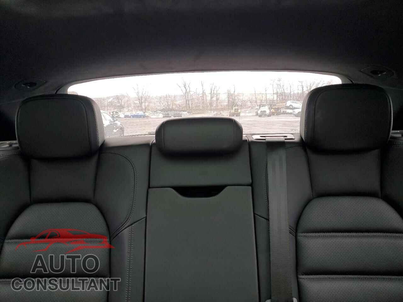 PORSCHE MACAN 2017 - WP1AF2A53HLB60987