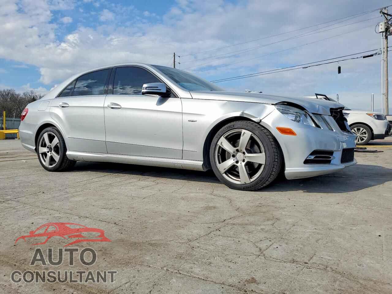 MERCEDES-BENZ E-CLASS 2012 - WDDHF5KB7CA562446