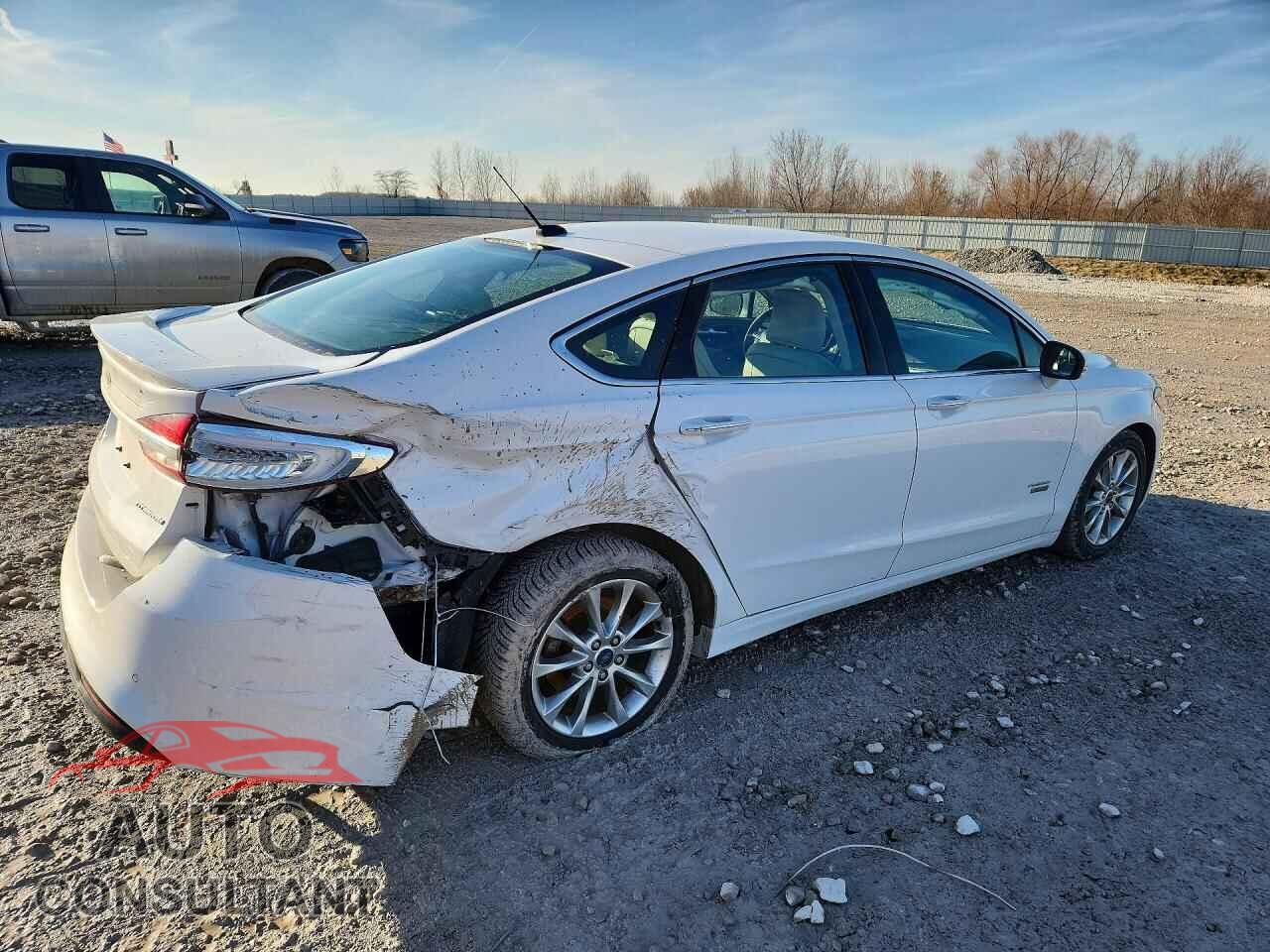 FORD FUSION 2017 - 3FA6P0SU5HR209645