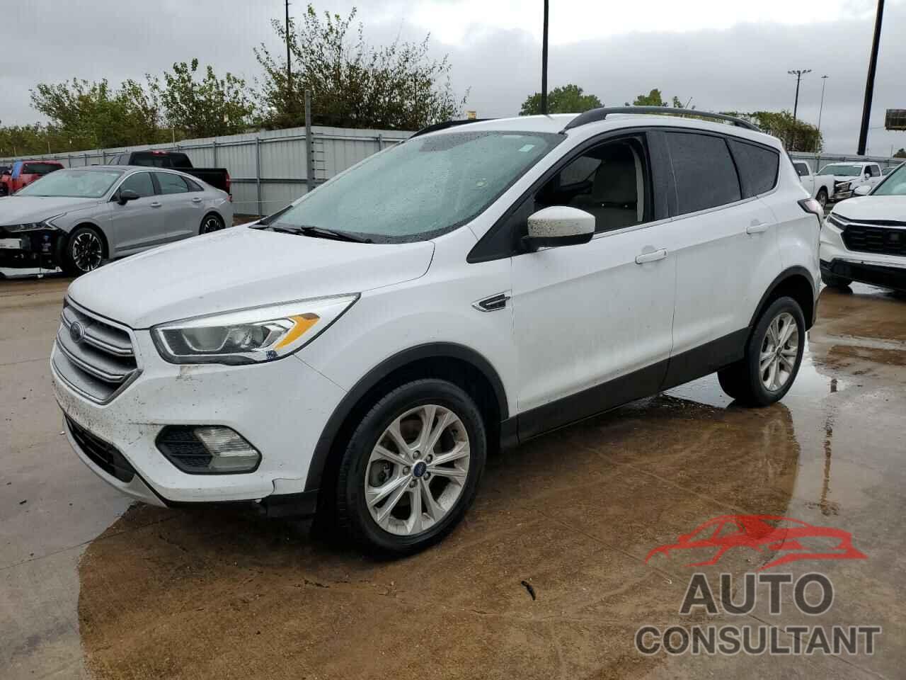 FORD ESCAPE 2017 - 1FMCU9GD4HUD44591