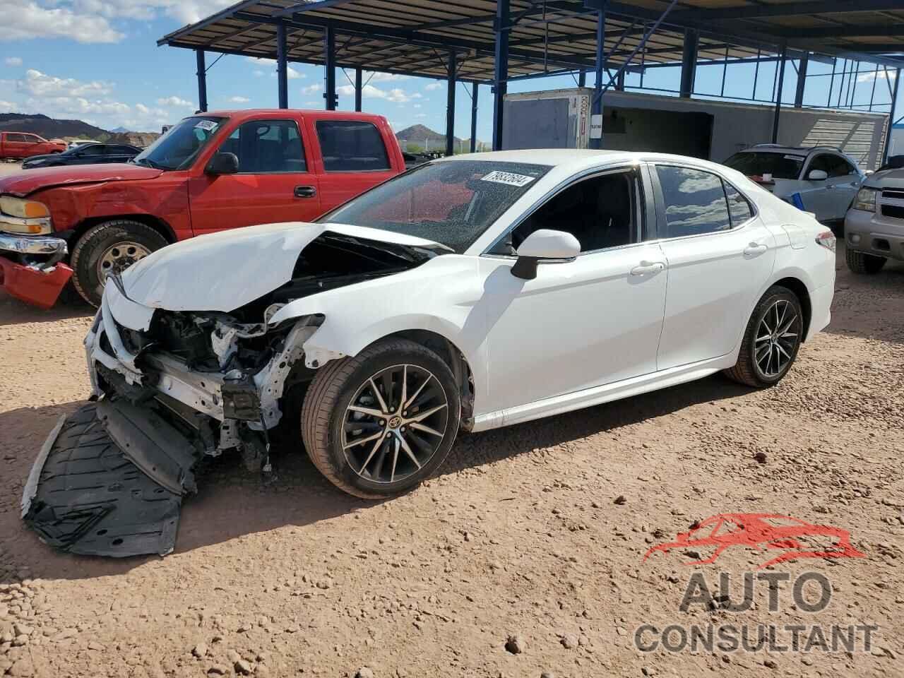 TOYOTA CAMRY 2024 - 4T1G11AK0RU865831