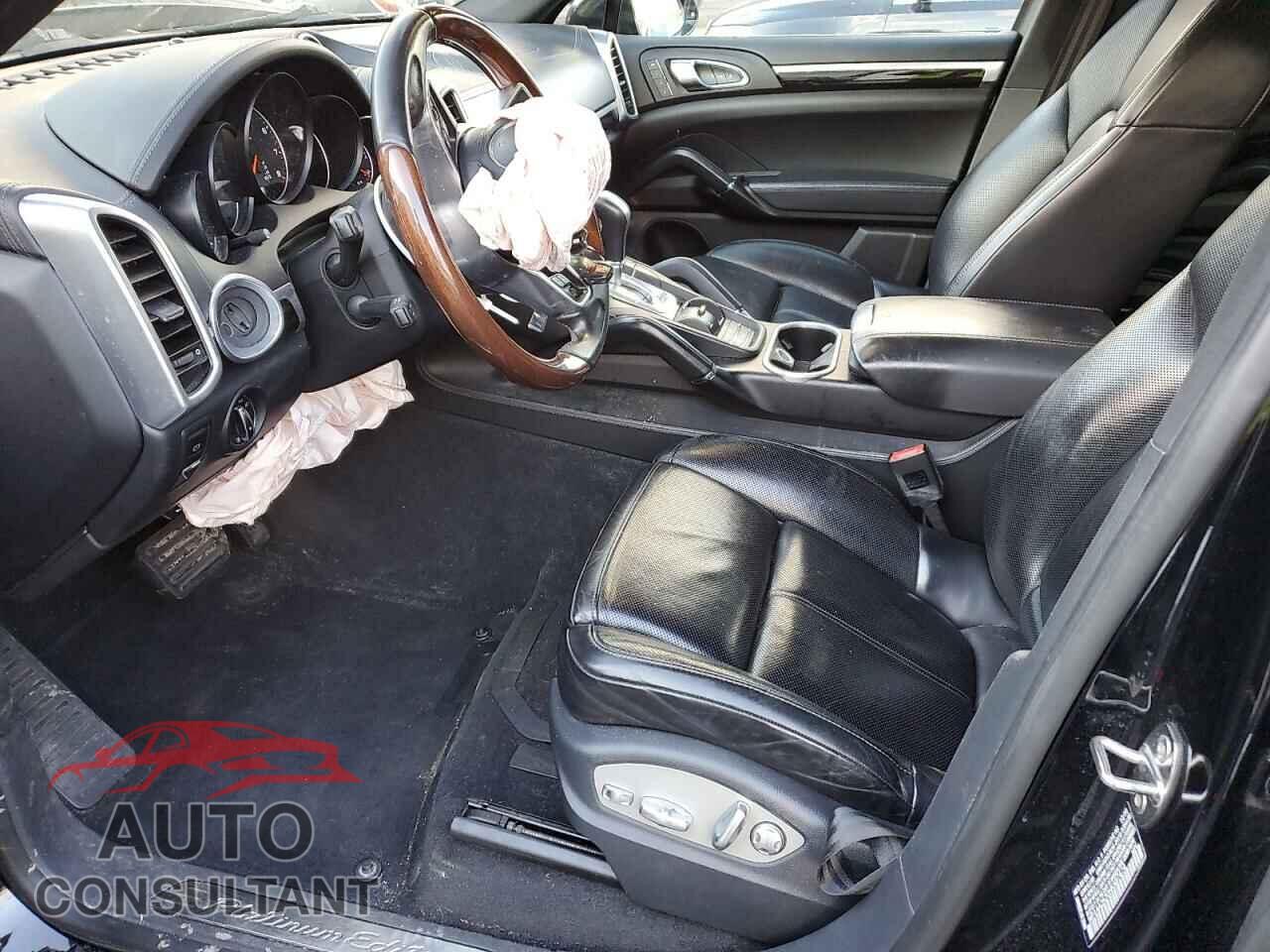 PORSCHE CAYENNE 2017 - WP1AA2A20HKA87474